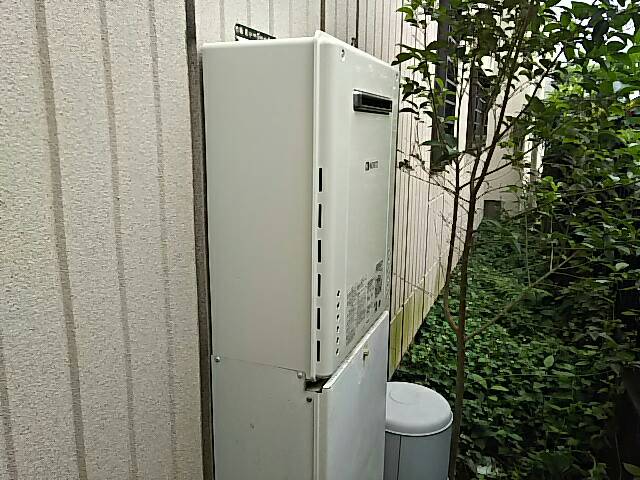 埼玉県熊谷市　ガス給湯器交換工事　ノーリツSRT-2460SAWX-1BL