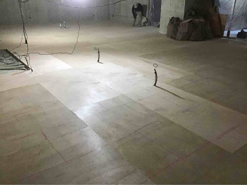 神奈川県相模原市南区FUKUVI乾式二重床置床工事店 店舗【株式会社秀和建工】