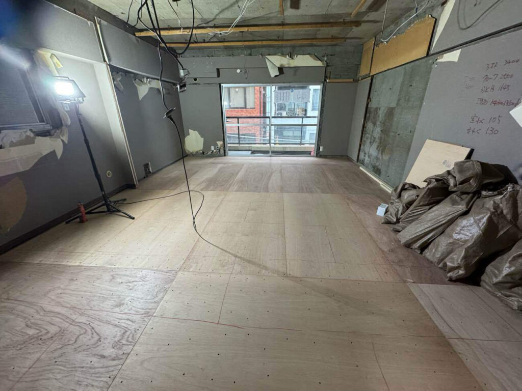 東京都中央区FUKUVI乾式二重床置床工事店 マンション【株式会社秀和建工】