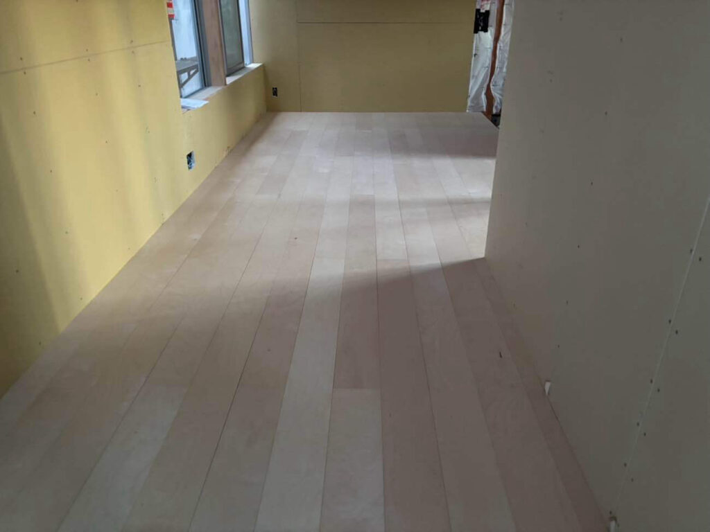 神奈川県茅ケ崎市フローリング小巾フロア工事店 アパート【株式会社秀和建工】