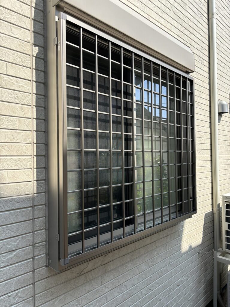 愛知県大府市LIXIL面格子工事店 アルミ面格子【窓香房】