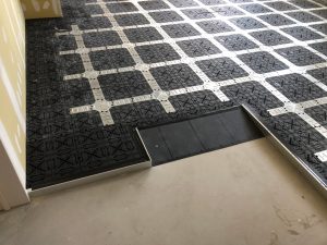 事務所床リフォーム OAフロア用タイルカーペット工事（神奈川県厚木市）