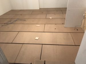 東京都渋谷区恵比寿にてクリニックの置床工事