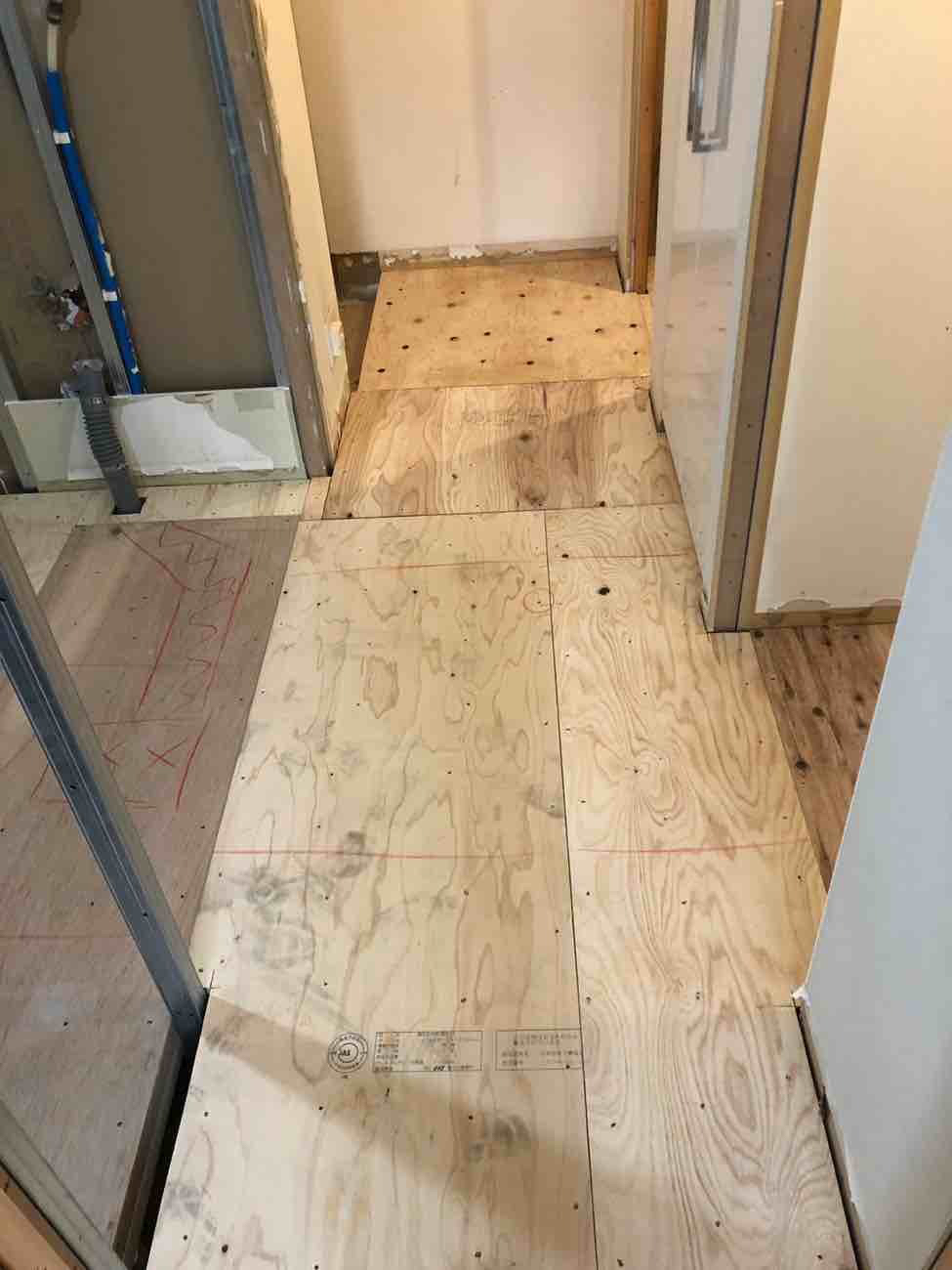 東京都新宿区にてマンションの置床工事を行いました。フリーフロアCP