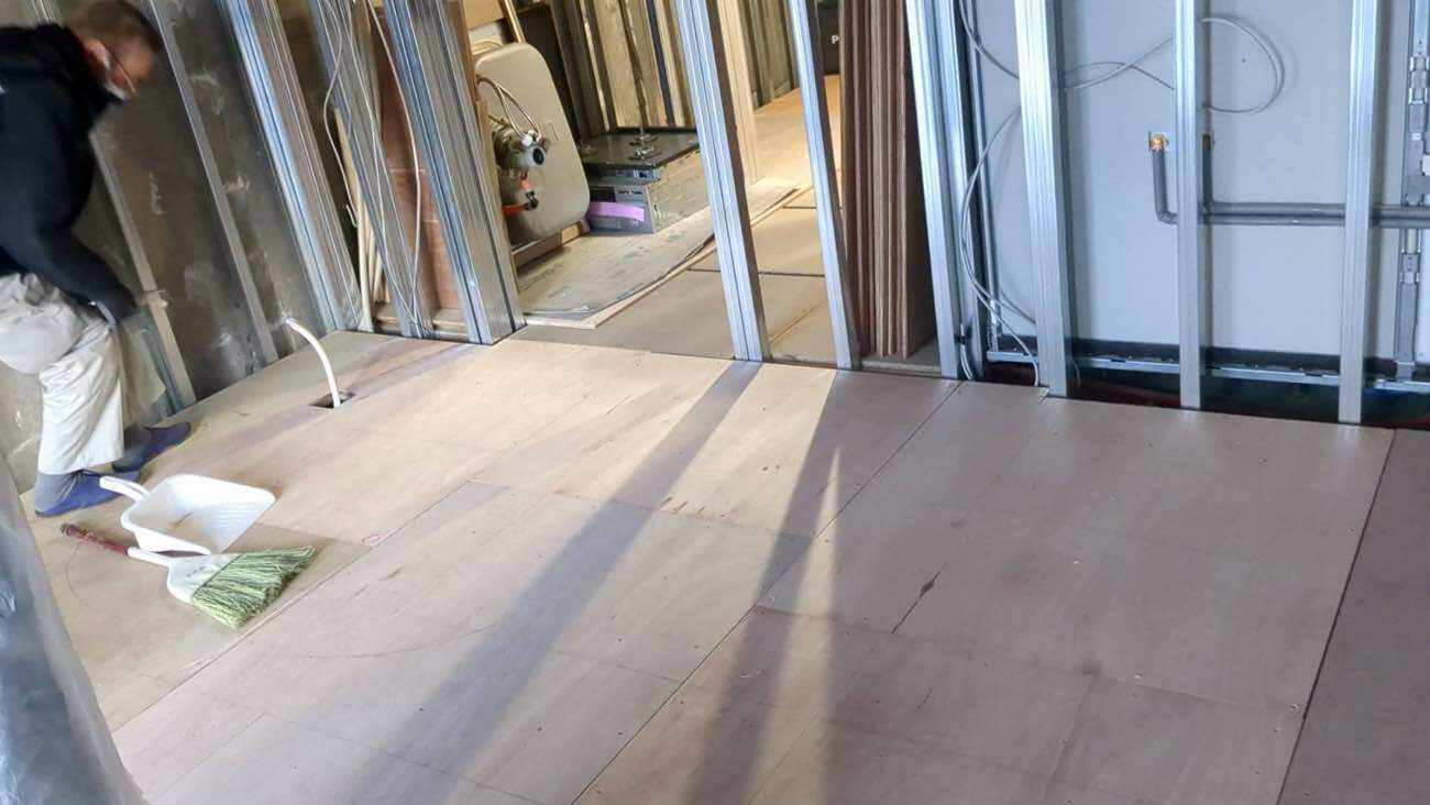 東京都豊島区にてマンションの置床工事を行いました。乾式二重床