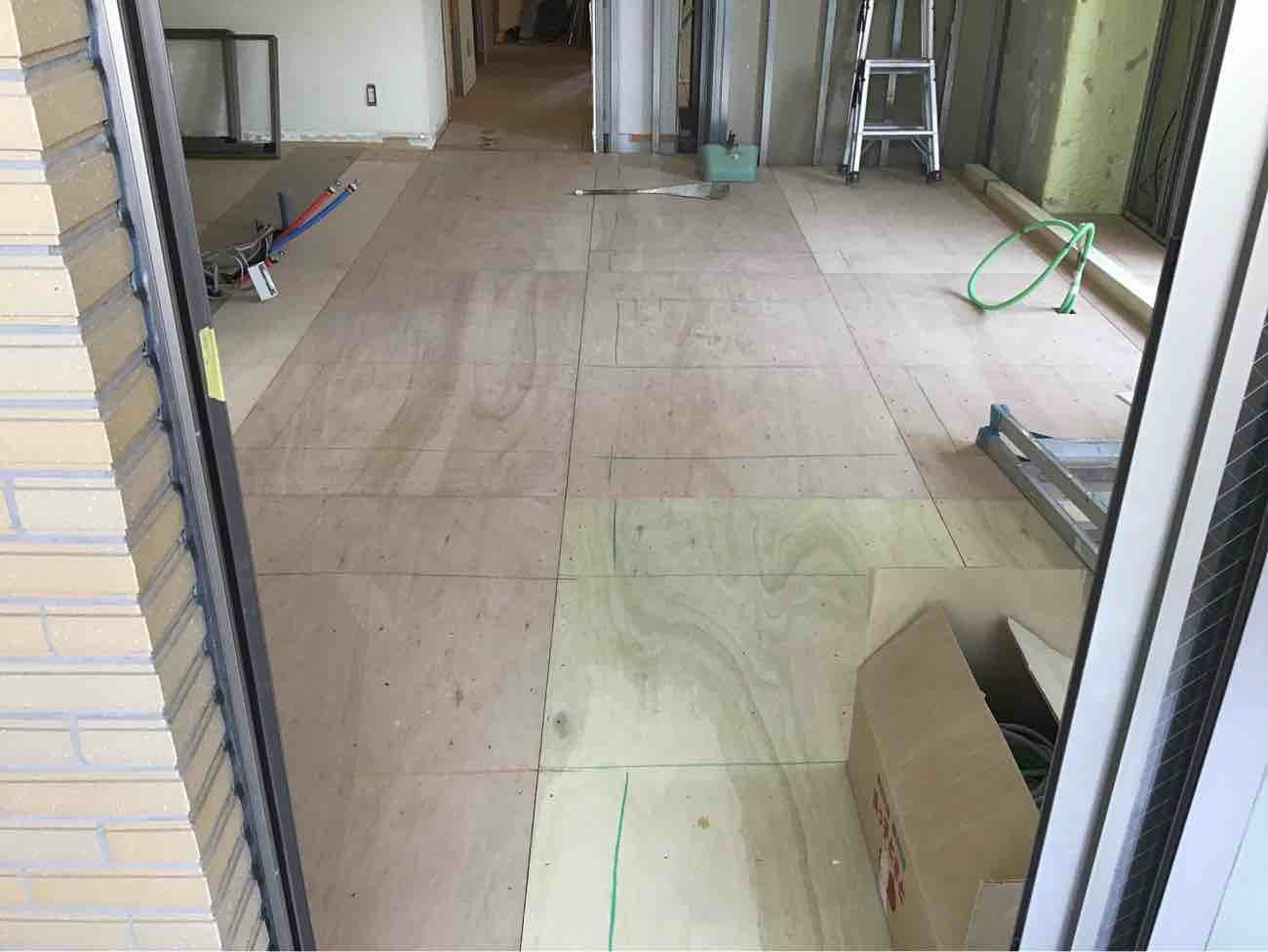 東京都中央区にてマンション改修置床工事を行いました。乾式二重床