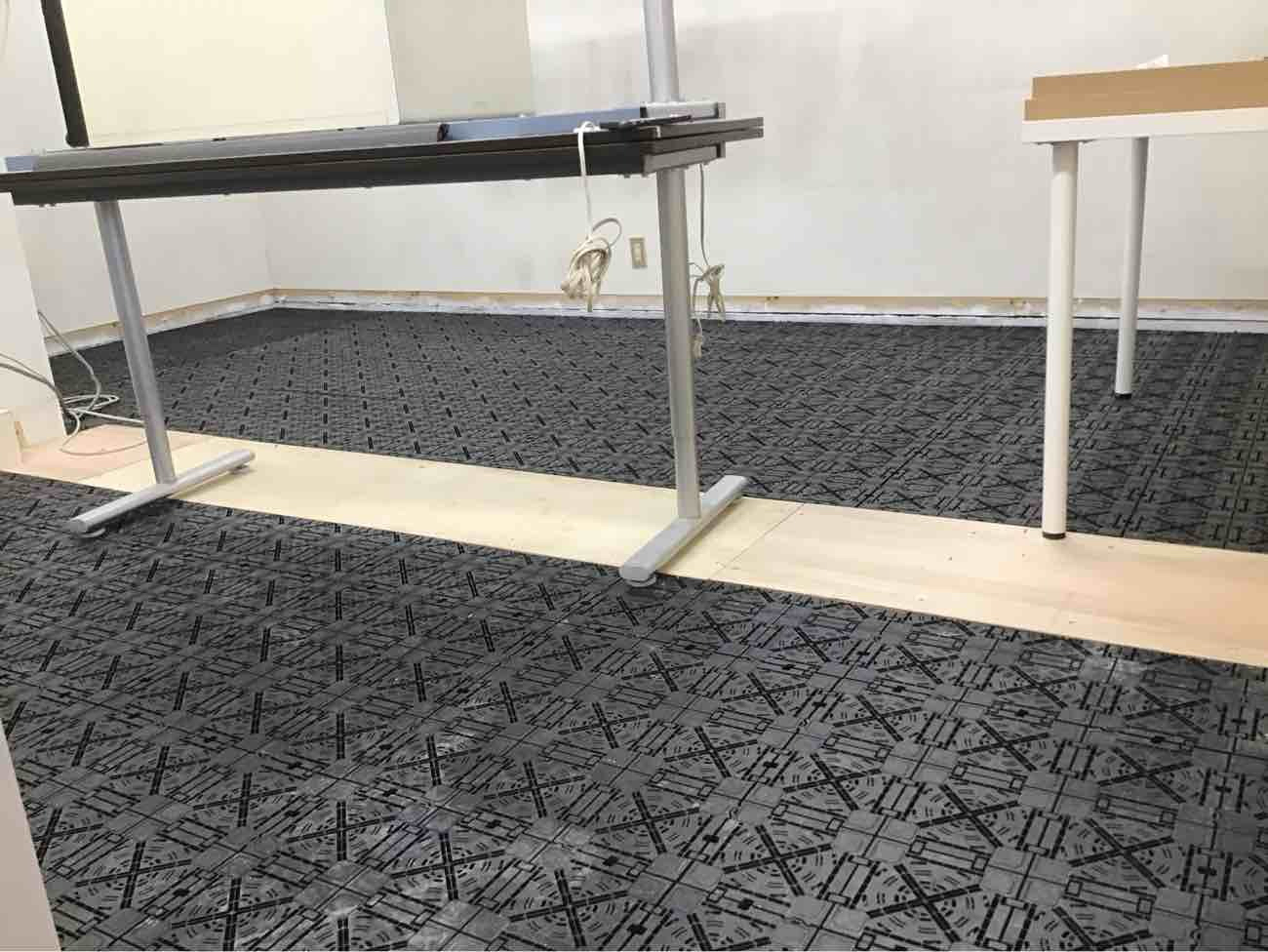 千葉県千葉市中央区にて店舗のOAフロア工事を行いました。TN50