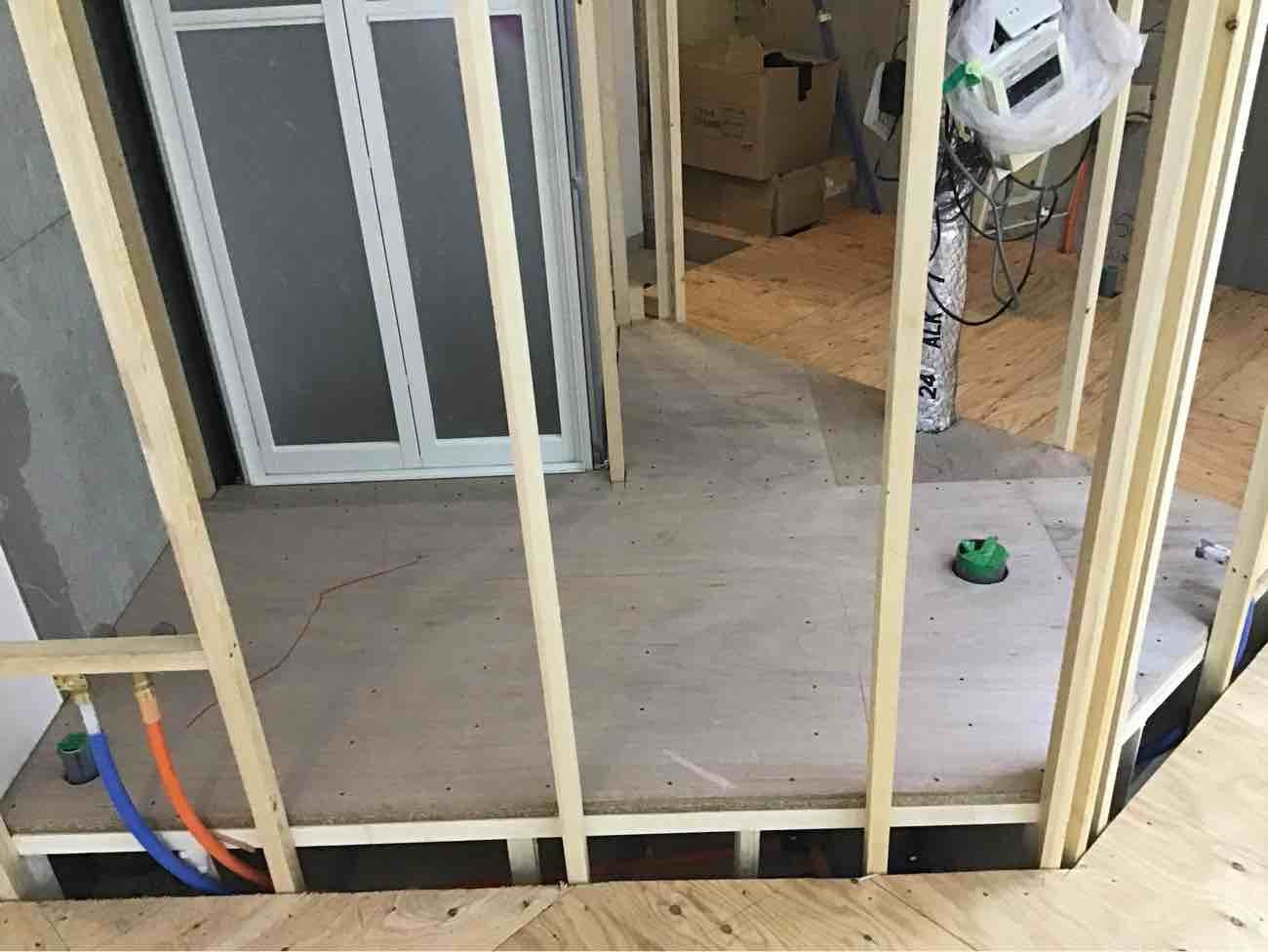 東京都台東区にてマンション置床工事を行いました。乾式二重床