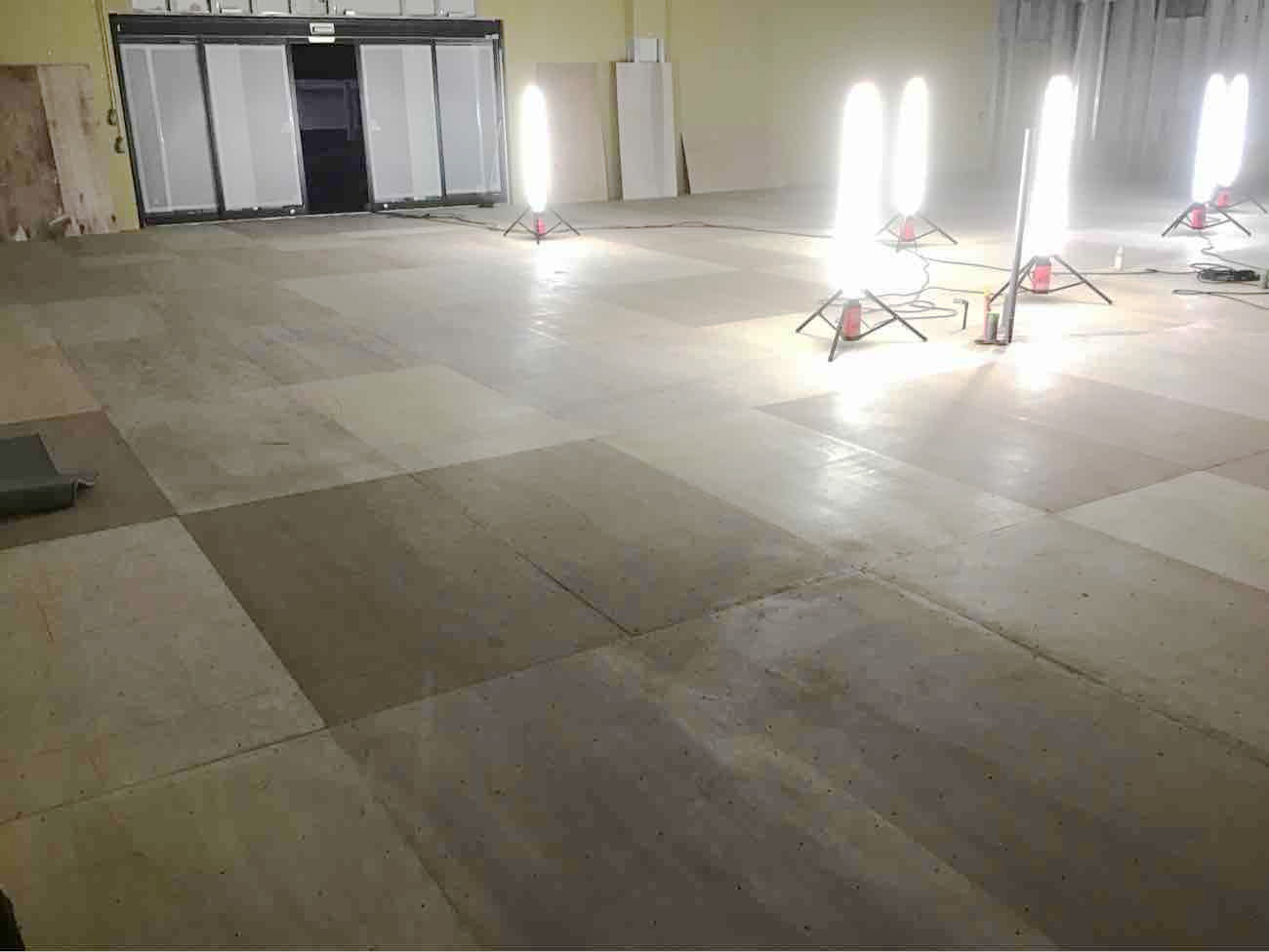 埼玉県狭山市にて動物病院の置床工事を行いました。乾式二重床