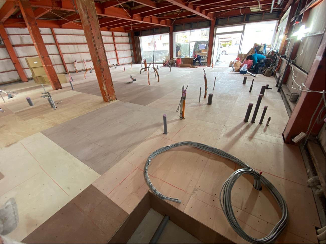 横浜市港南区にて歯科医院の置床工事を行いました。乾式二重床