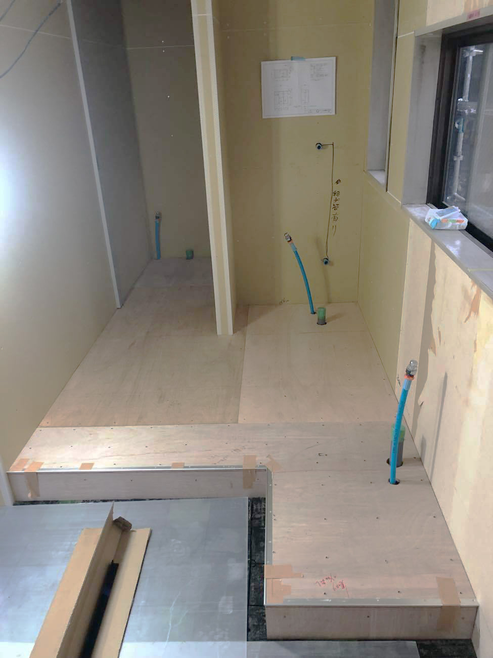 埼玉県比企郡川島町にてオフィスの置床工事を行いました。フリーフロアCP