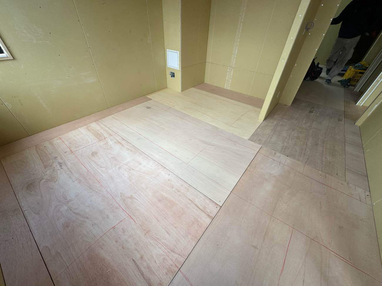 東京都大田区にてマンションの置床工事を行いました。乾式二重床