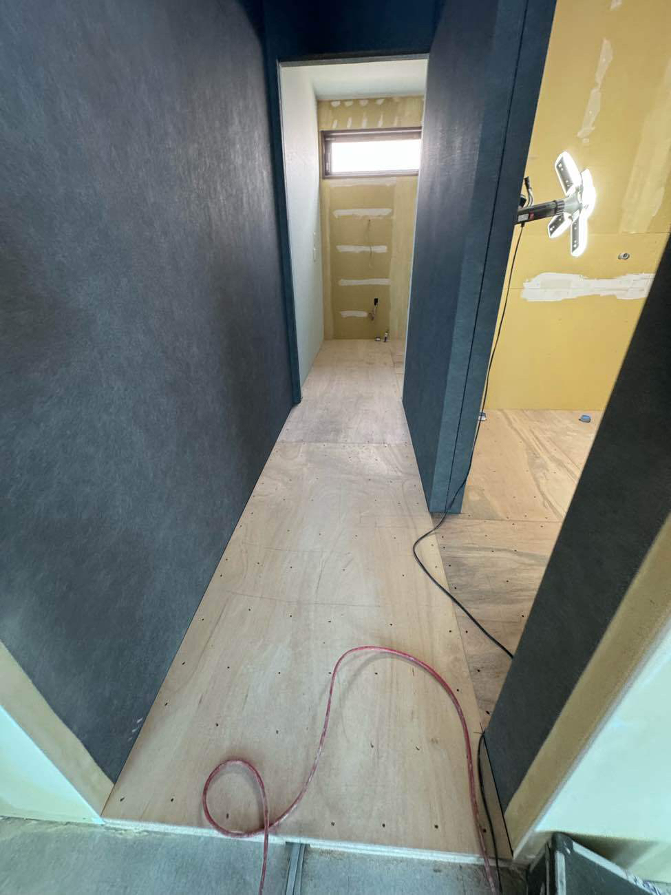 埼玉県川口市にて店舗OAフロア工事を行いました。BF-50R