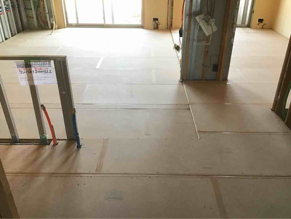 横浜市泉区にてマンションの置床工事を行いました。乾式二重床