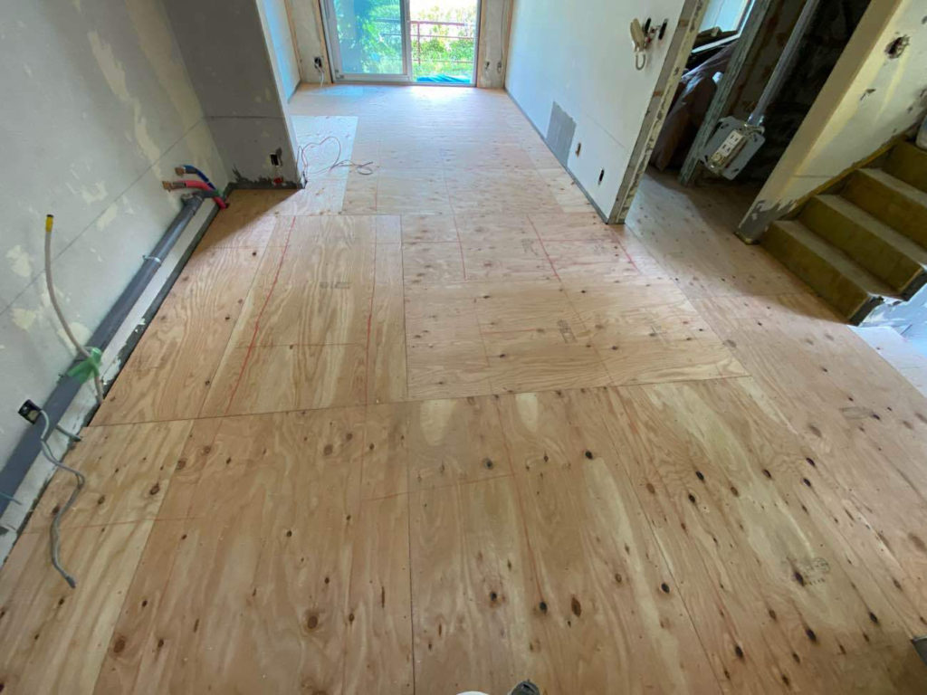 横浜市青葉区にて戸建住宅の置床工事を行いました。万協フロアー　専用断熱材ESタイプ