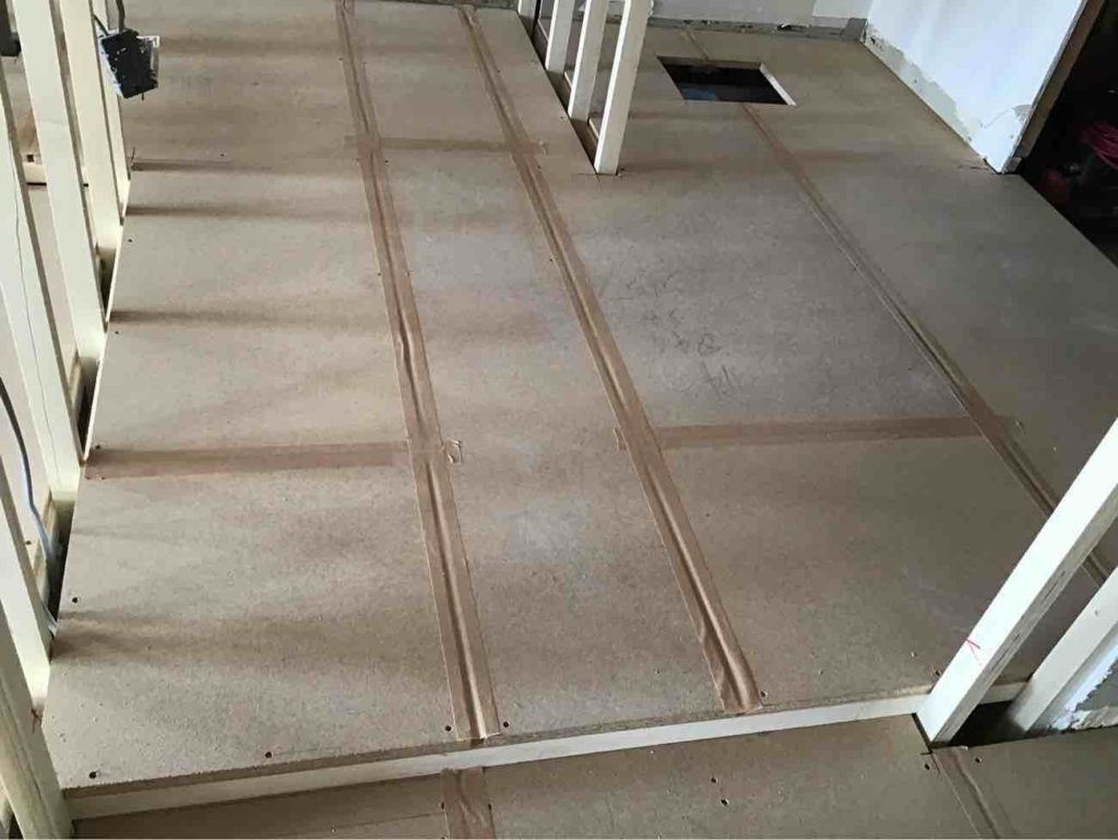 神奈川県大和市にてマンション1日置床工事を行いました。乾式二重床