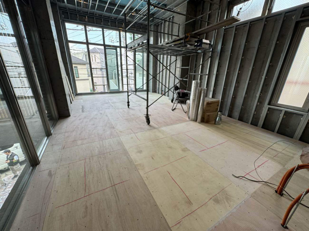 東京都大田区にてマンション新築に伴う置床工事を行いました。乾式二重床