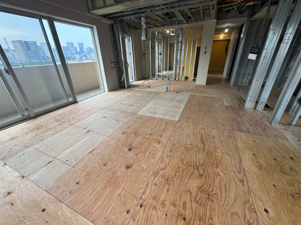 東京都中央区にてマンションの置床工事を行いました。乾式二重床