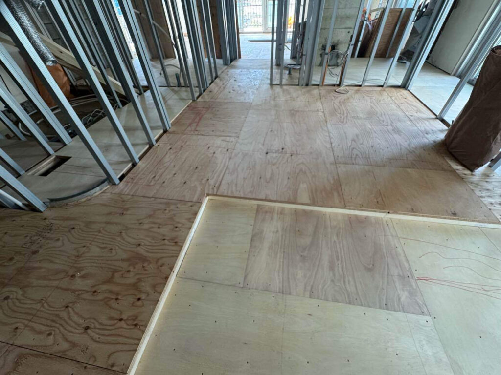 東京都目黒区にてマンションリノベーションの置床工事を行いました。乾式二重床