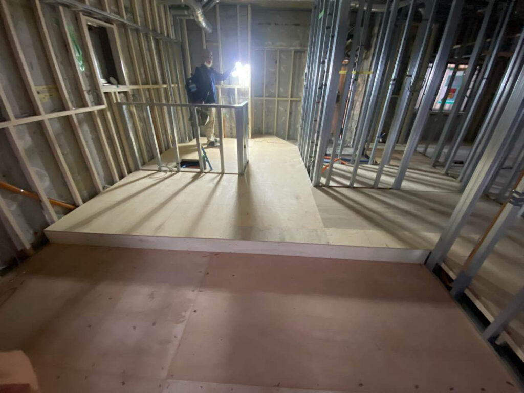 神奈川県川崎市川崎区にて戸建住宅の置床工事を行いました。乾式二重床