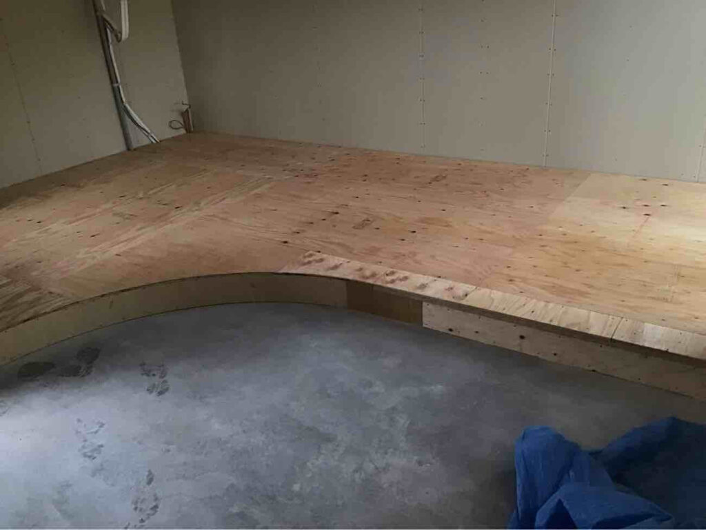 神奈川県茅ケ崎市にてアパートの置床工事を行いました。乾式二重床