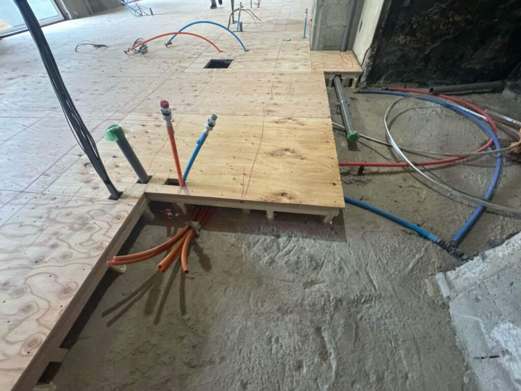 東京都品川区にてマンション置床工事を行いました。乾式二重床