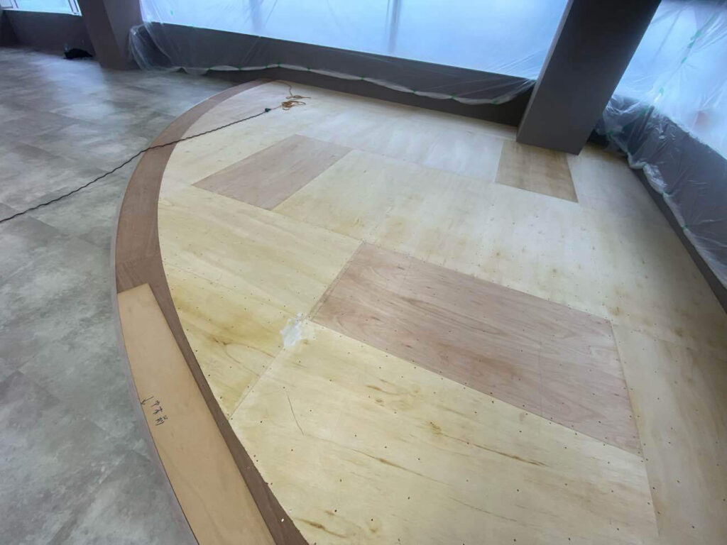 横浜市西区にてマンションの置床工事を行いました。乾式二重床