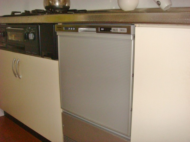 名古屋市南区食器洗い機工事  ビルトイン食洗機新規取付工事例