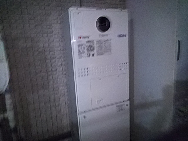 神奈川県横須賀市 給湯器リモコン不具合 ノーリツ 熱源給湯器交換工事店 GTH-C2451AWXBL 熱源給湯器施工事例