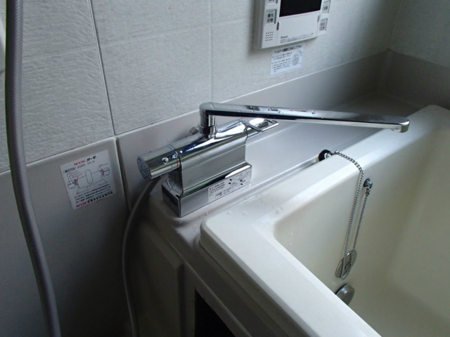 浴室シャワー水栓取替工事（瀬戸市）