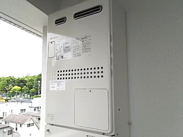 東京都新宿区　ガス温水暖房付ふろ給湯器交換工事　ノーリツGTH-2444AWX3H-1BL