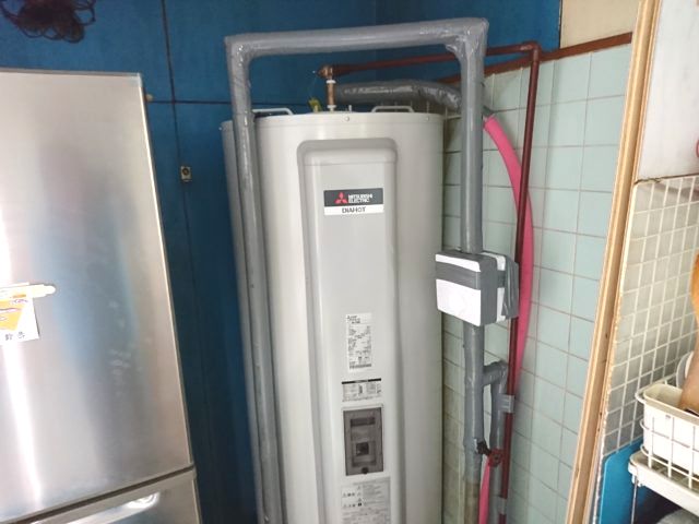 静岡県浜松市中区　電気温水器取替工事　三菱電機SRG-375EM