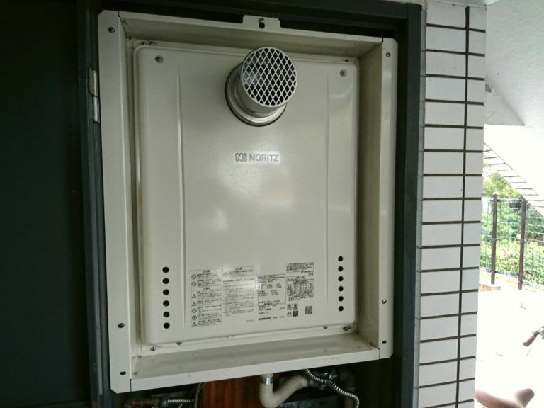 名古屋市瑞穂区　ガス給湯器取替工事　ノーリツSRT-2460AWX-T-1BL