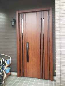 愛知県豊明市　戸建住宅　玄関ドア取替工事　LIXILリシェント