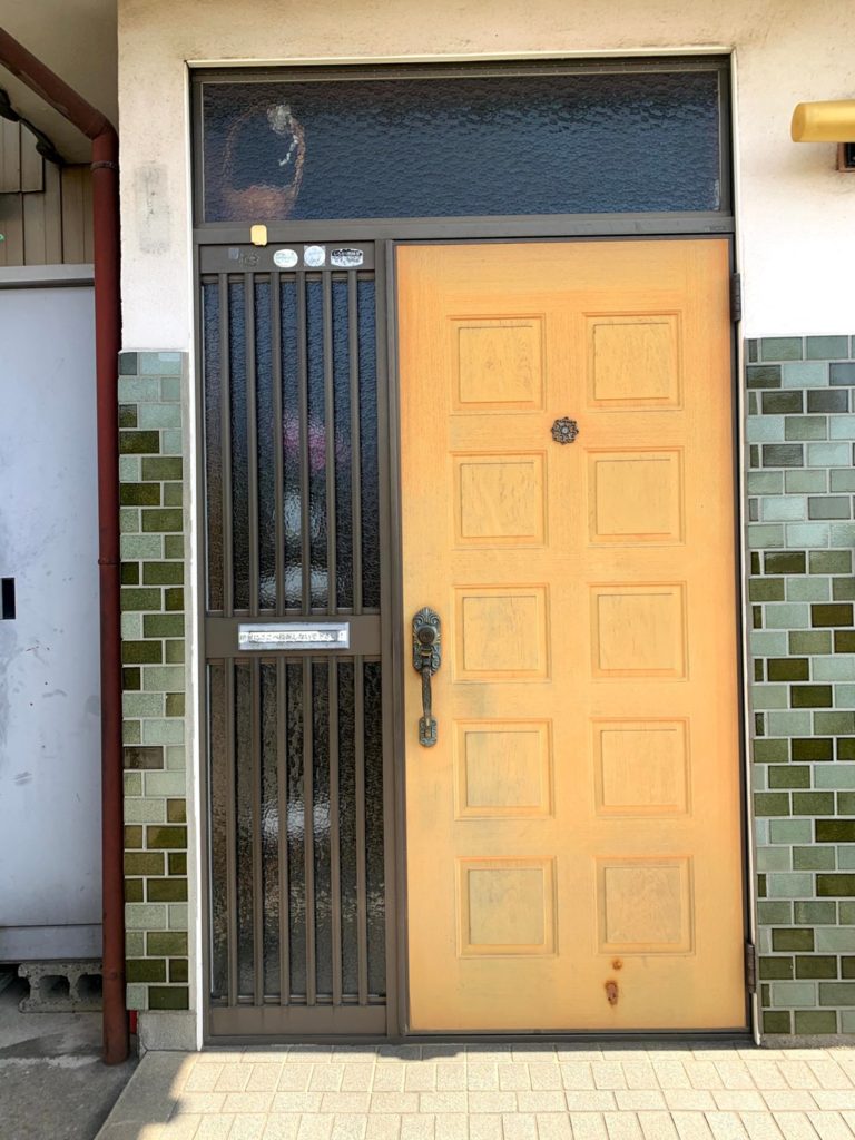 愛知県東海市　戸建住宅　玄関ドア取替工事　LIXIL玄関ドア