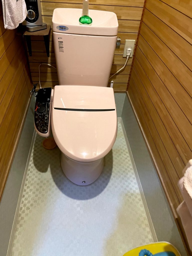 愛知県大府市　トイレ便座取替工事　LIXIL Kシリーズエクストラ