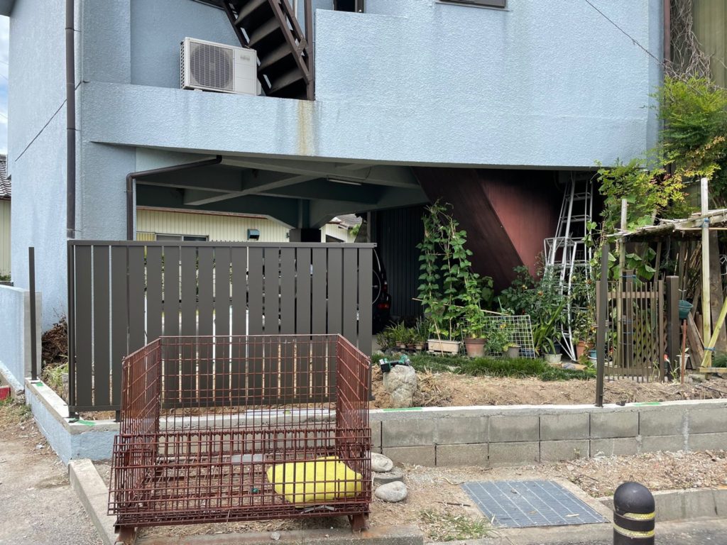 愛知県大府市　コンクリートブロック擁壁の改修工事　LIXIL・ABフェンス