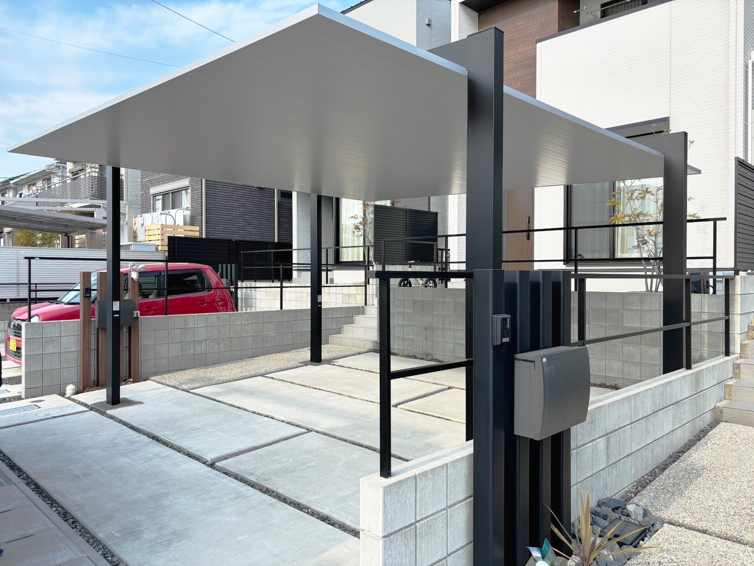 愛知県大府市　カーポート新設工事　LIXIL カーポートSC2台用