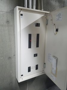 名古屋市西区　駐車場照明タイマースイッチ設置の電気工事