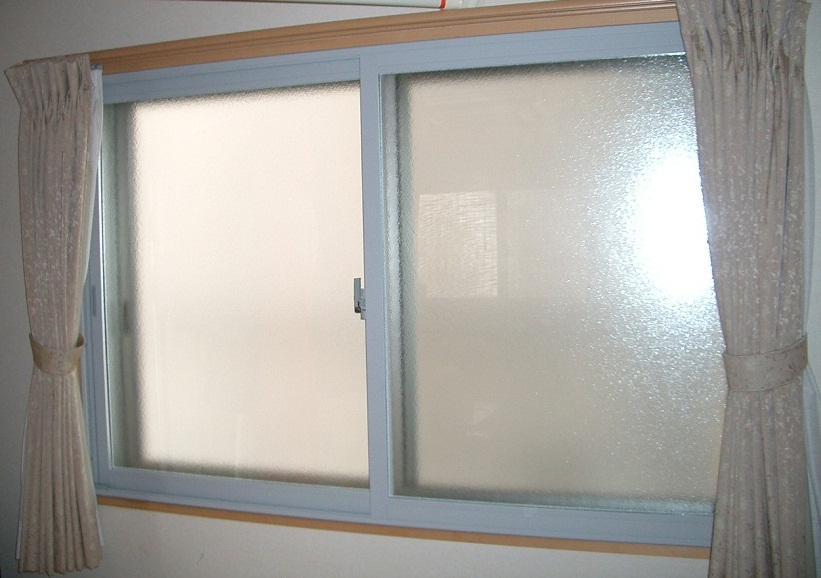 内窓インプラスの取付け　結露対策　防音対策　