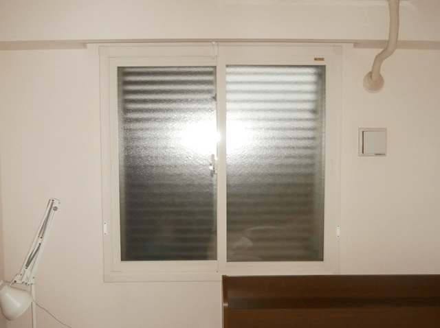 窓の防音対策　ＬＩＸＩＬ内窓インプラス＜１＞　名古屋市熱田区