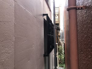 名古屋市中区　面格子取付工事　窓の防犯対策